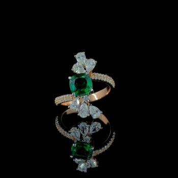 Oval Green Stone Lab-Grown Diamond Floral Designer Ring